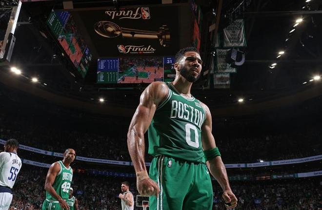 资颖凭借卓 资颖凭借卓